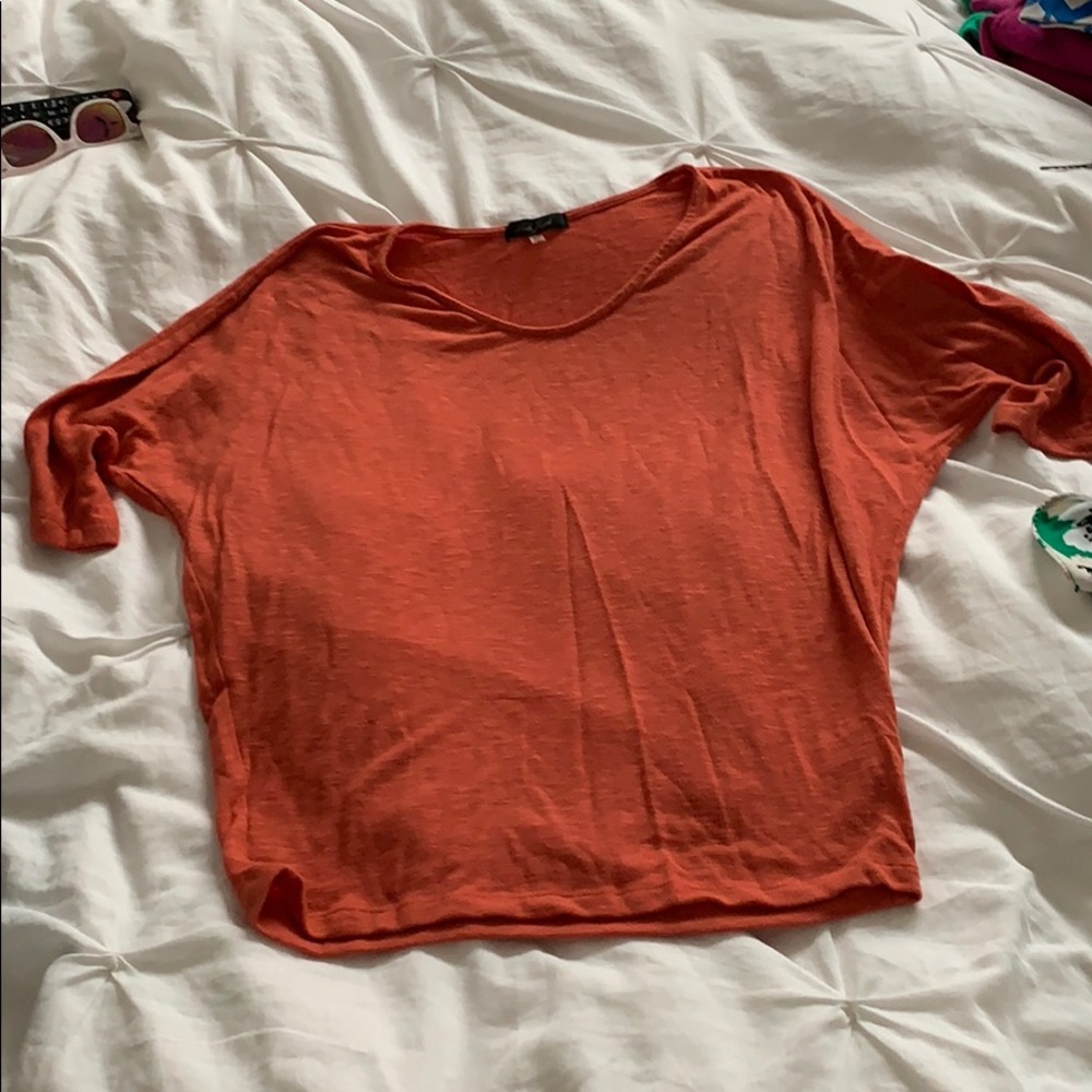 Short sleeve knit top